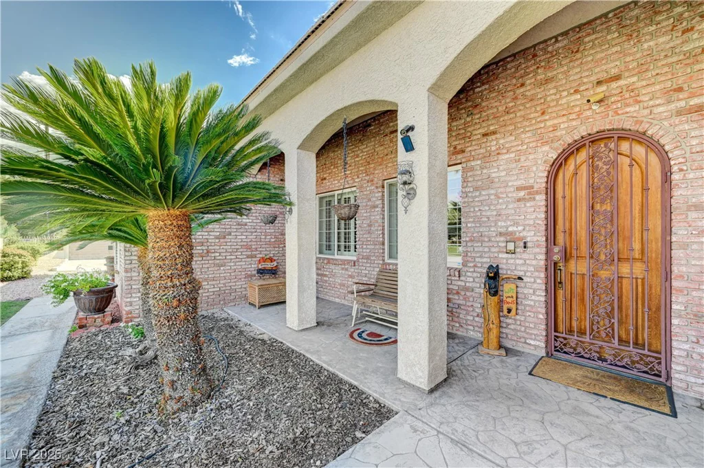 5884 Del Rey, Las Vegas, NV 89146