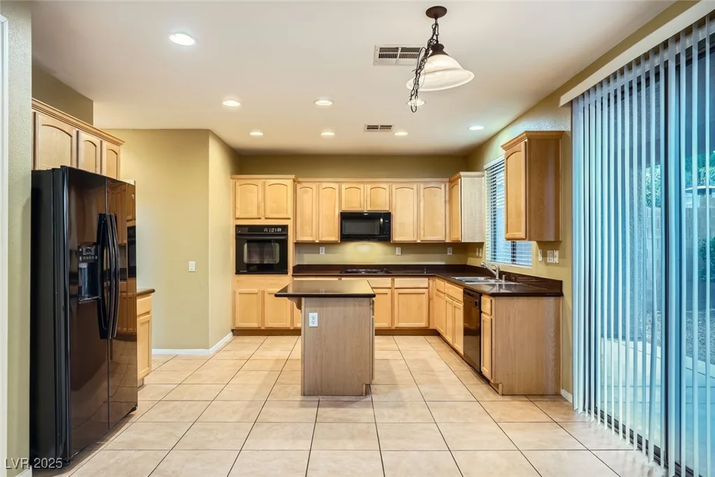 11248 Newbury Hills, Las Vegas, NV 89138