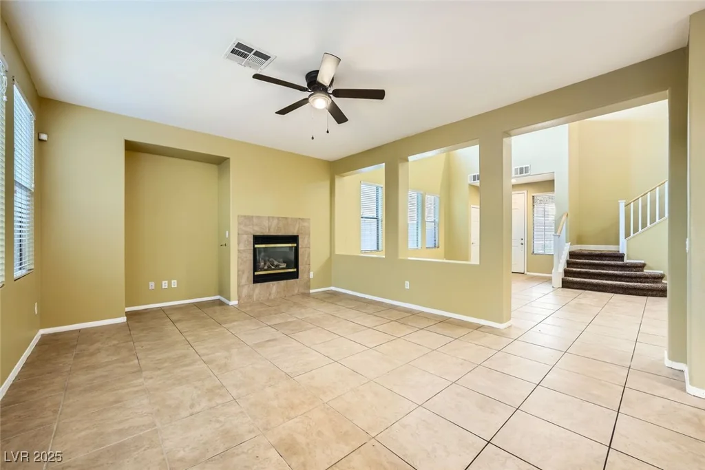 11248 Newbury Hills, Las Vegas, NV 89138