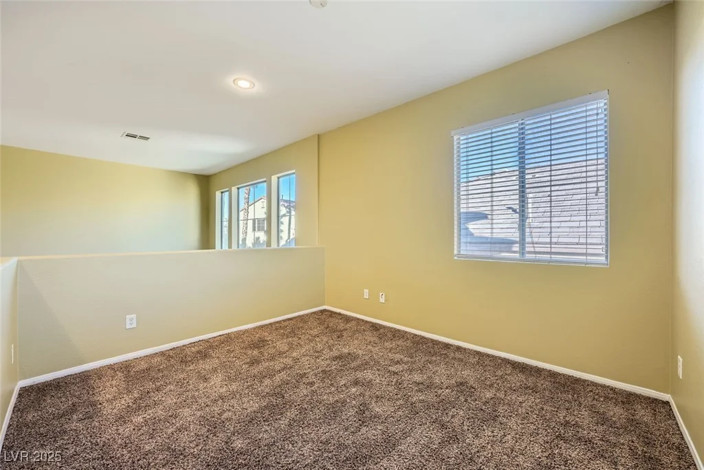 11248 Newbury Hills, Las Vegas, NV 89138