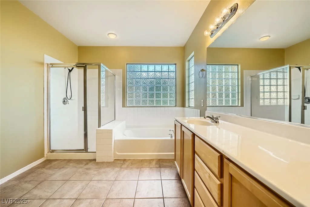 11248 Newbury Hills, Las Vegas, NV 89138
