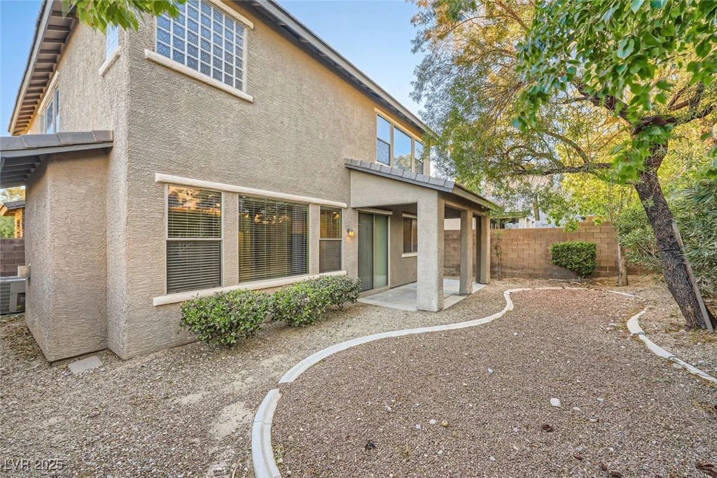 11248 Newbury Hills, Las Vegas, NV 89138