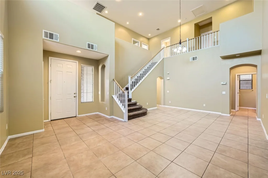 11248 Newbury Hills, Las Vegas, NV 89138