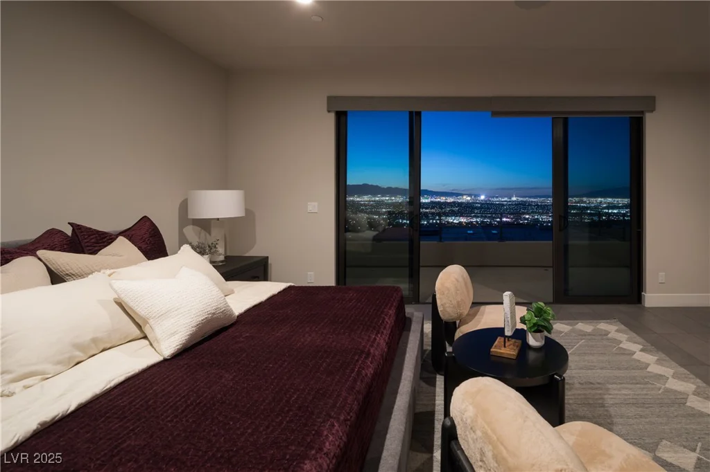 410 Tranquil Peak, Henderson, NV 89012