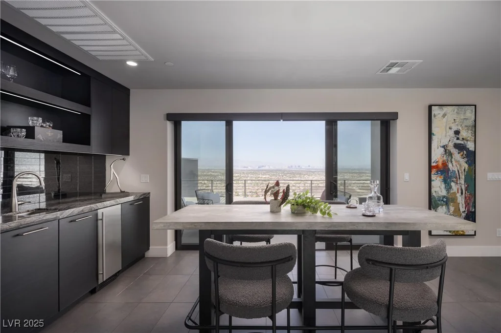 410 Tranquil Peak, Henderson, NV 89012