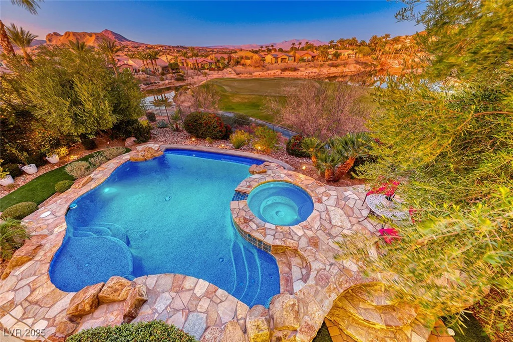 38 Benevolo, Henderson, NV 89011