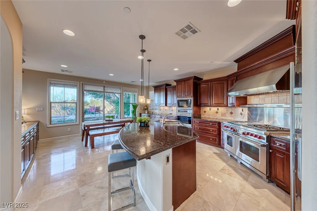 38 Benevolo, Henderson, NV 89011