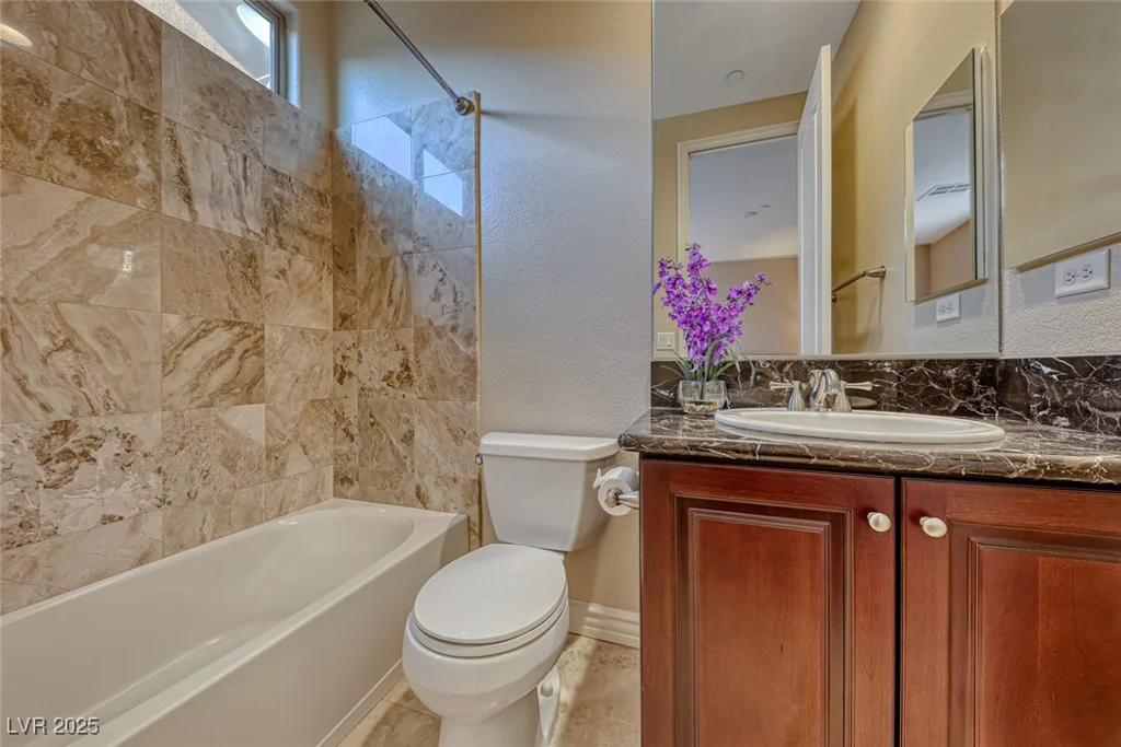 38 Benevolo, Henderson, NV 89011