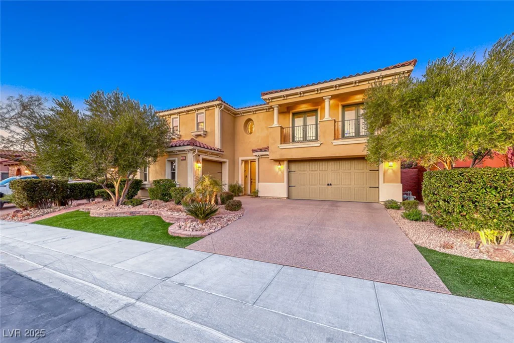 38 Benevolo, Henderson, NV 89011
