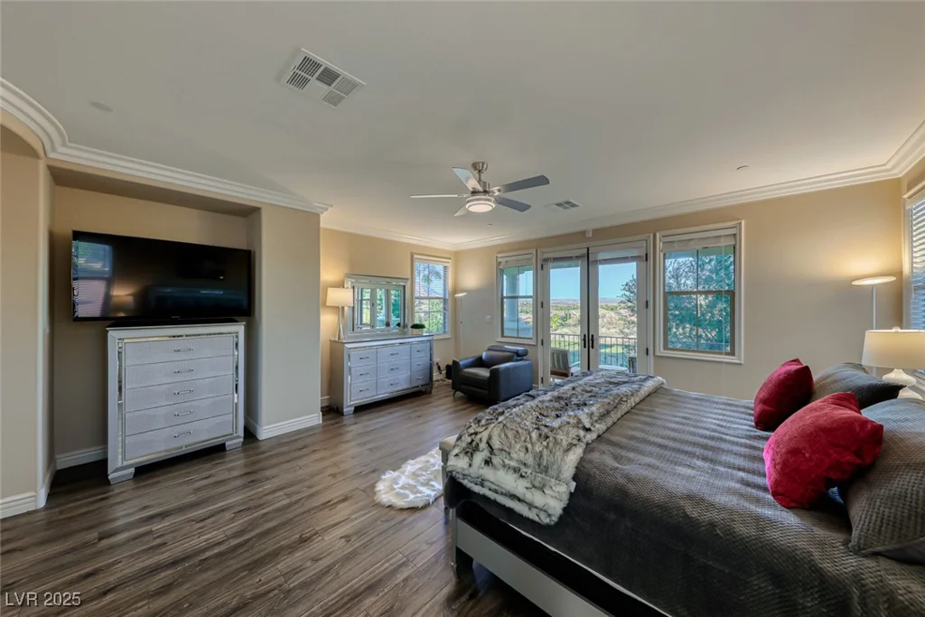 38 Benevolo, Henderson, NV 89011