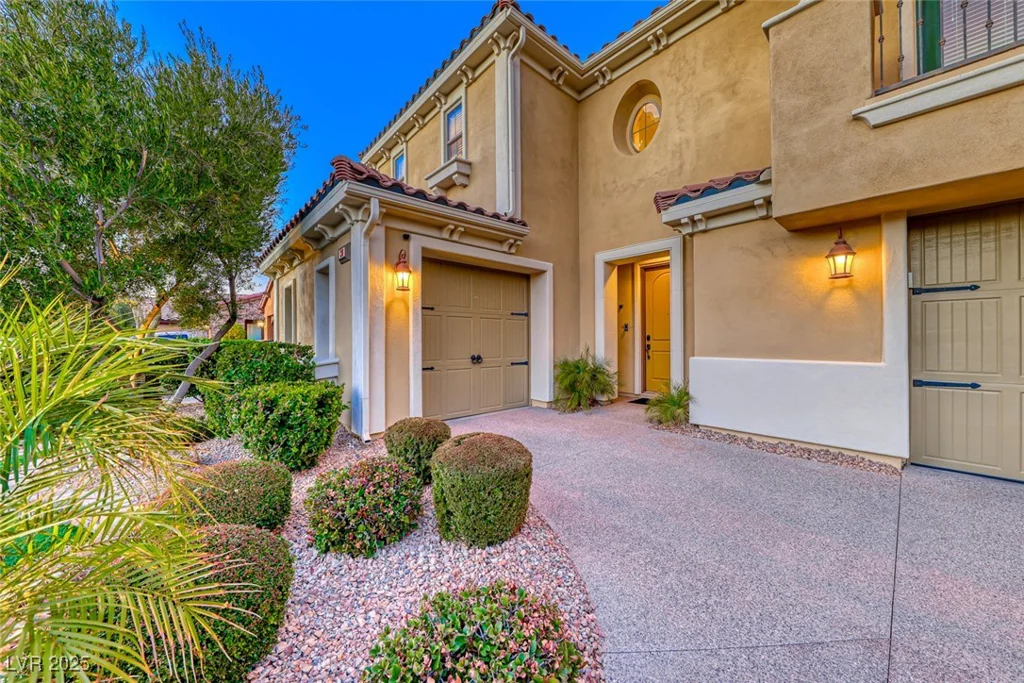 38 Benevolo, Henderson, NV 89011