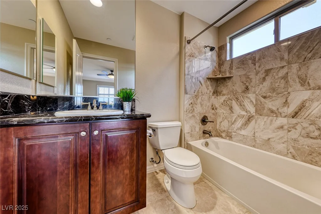 38 Benevolo, Henderson, NV 89011