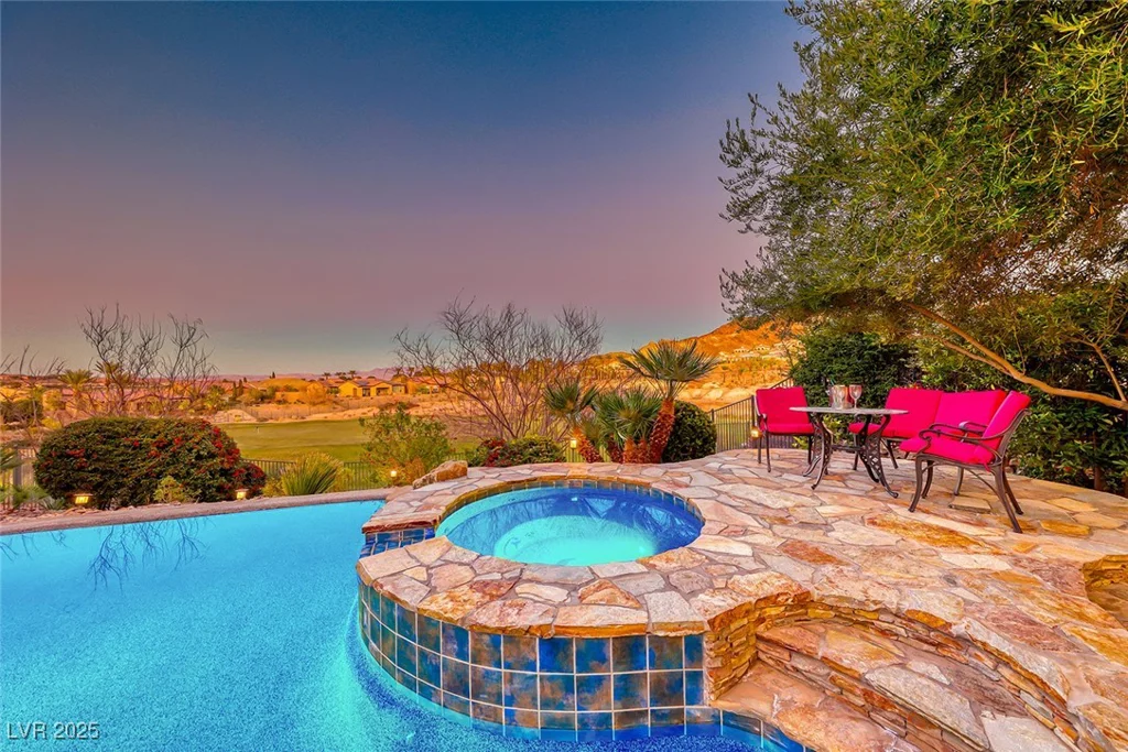 38 Benevolo, Henderson, NV 89011