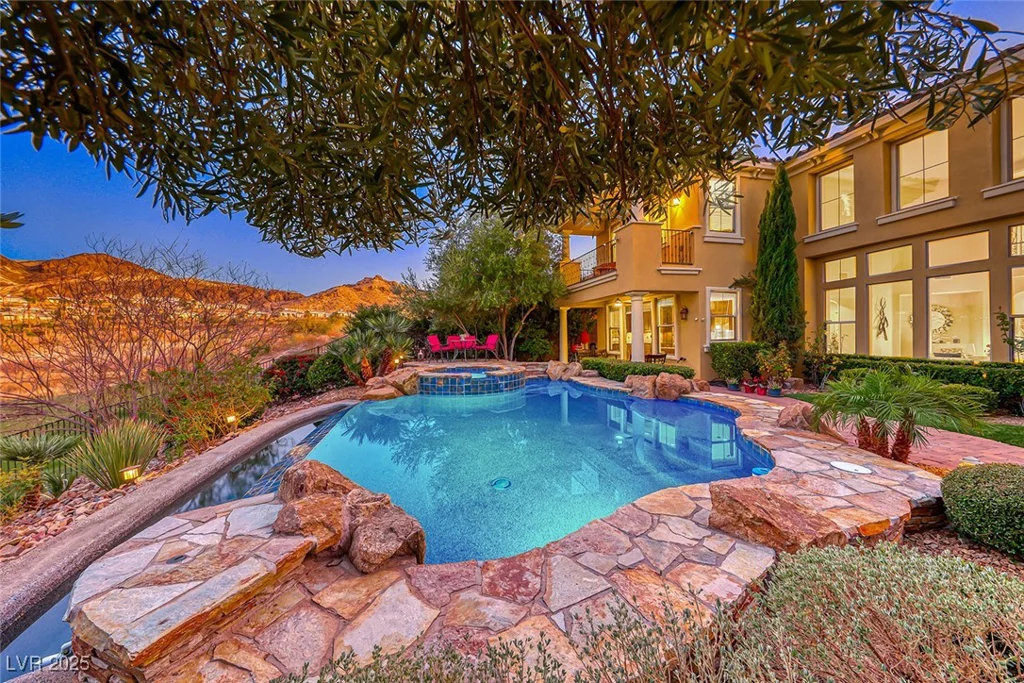 38 Benevolo, Henderson, NV 89011