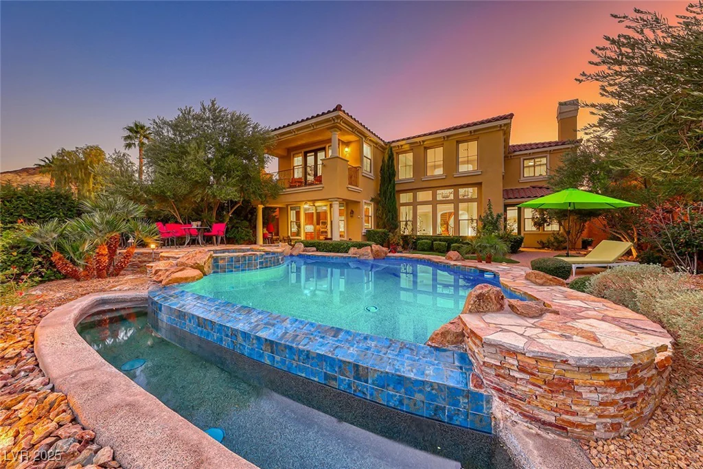 38 Benevolo, Henderson, NV 89011