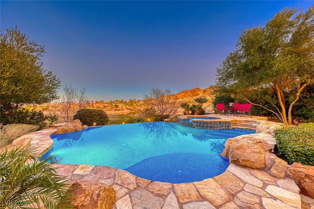 38 Benevolo, Henderson, NV 89011