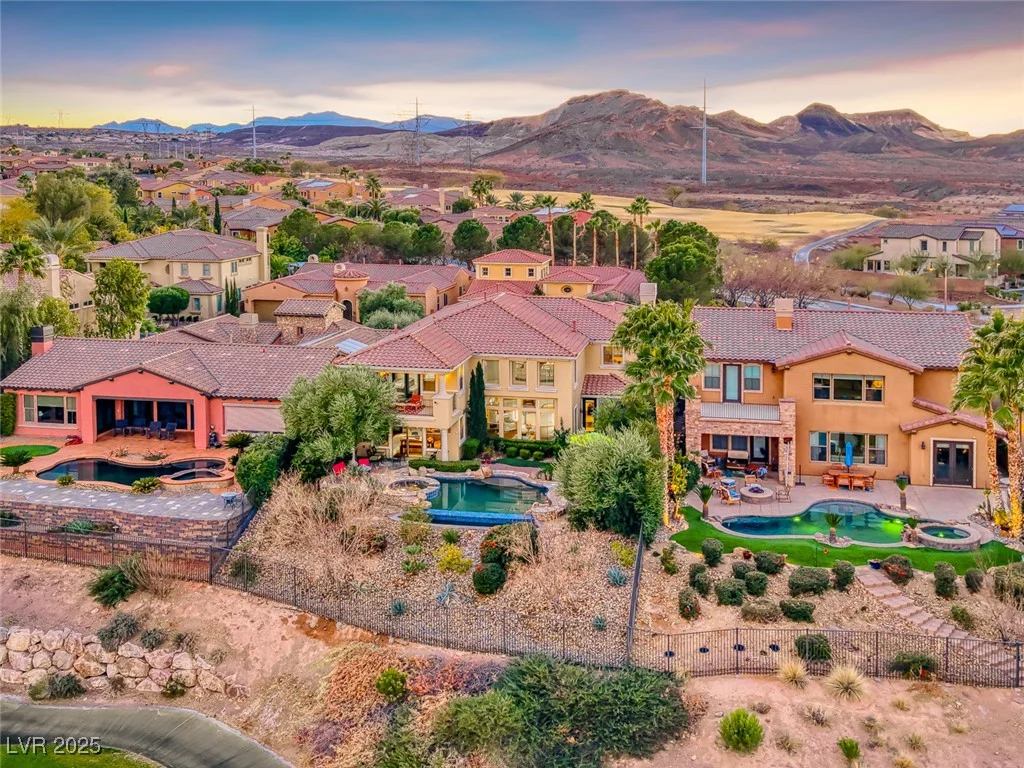 38 Benevolo, Henderson, NV 89011