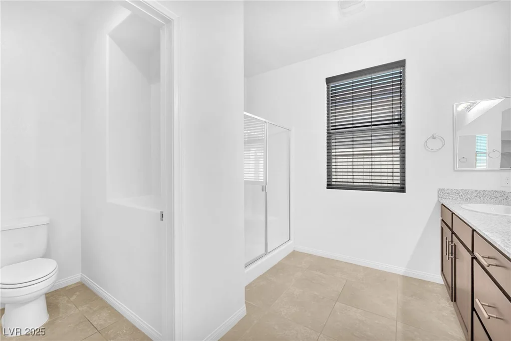 5640 Akula Bay, North Las Vegas, NV 89081