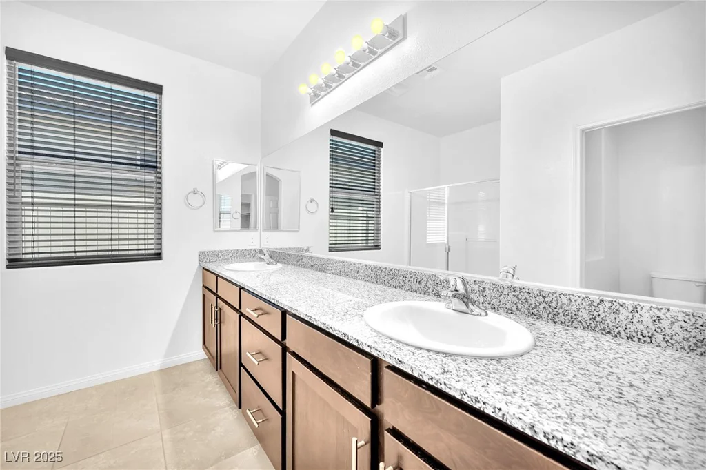 5640 Akula Bay, North Las Vegas, NV 89081