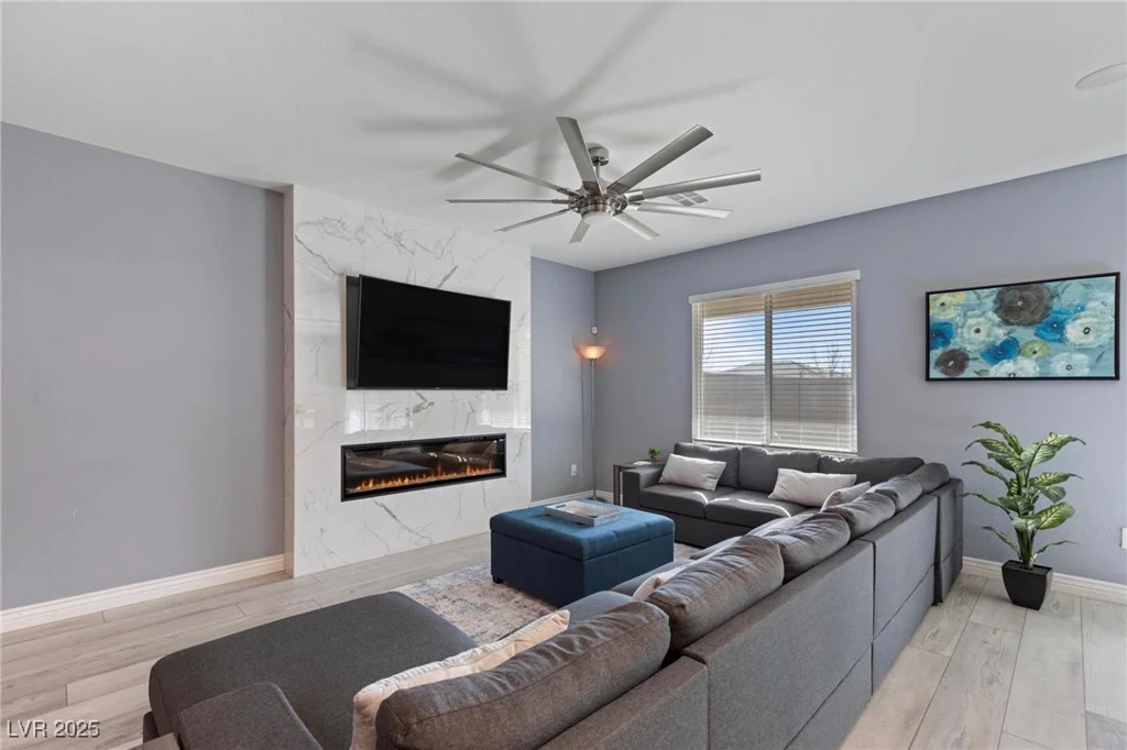 3957 Little Creek, Las Vegas, NV 89141