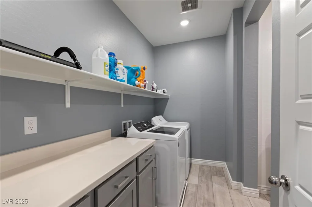 3957 Little Creek, Las Vegas, NV 89141