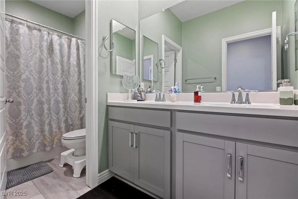3957 Little Creek, Las Vegas, NV 89141