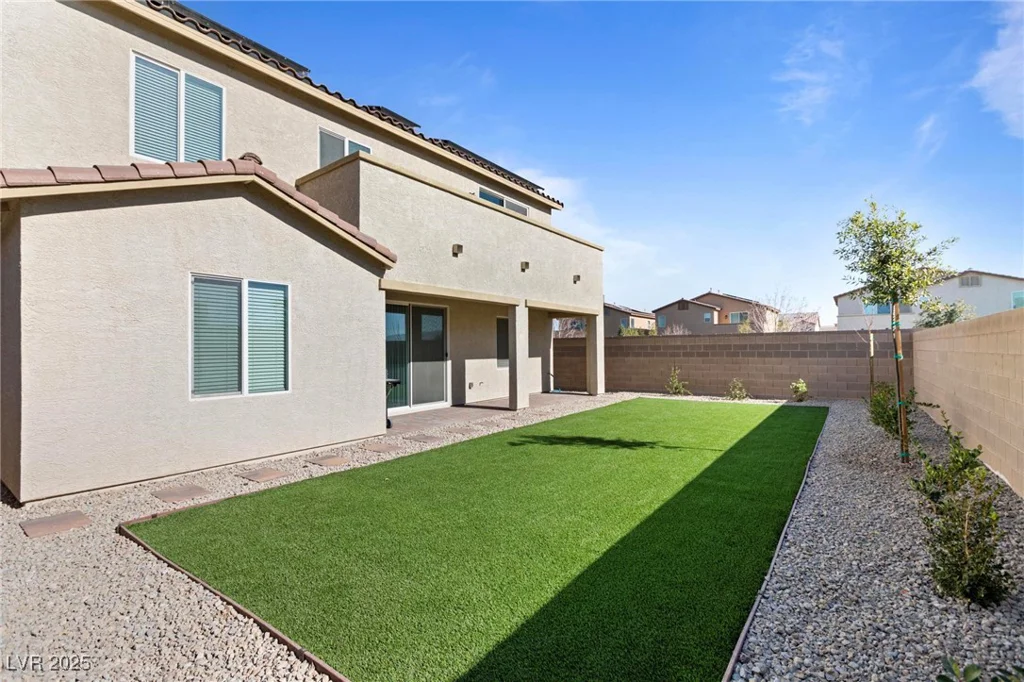 3957 Little Creek, Las Vegas, NV 89141
