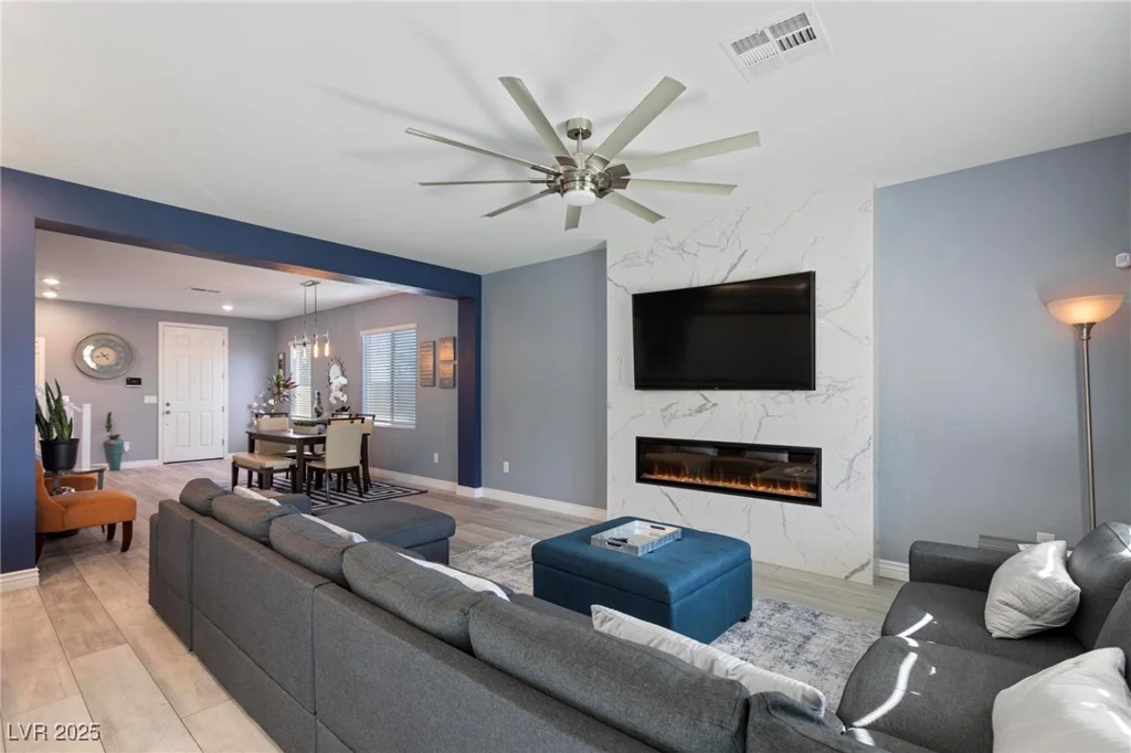 3957 Little Creek, Las Vegas, NV 89141