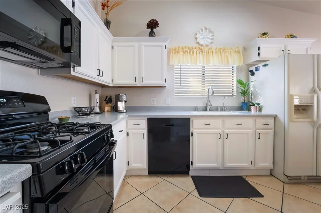 848 Waterloo, Henderson, NV 89002