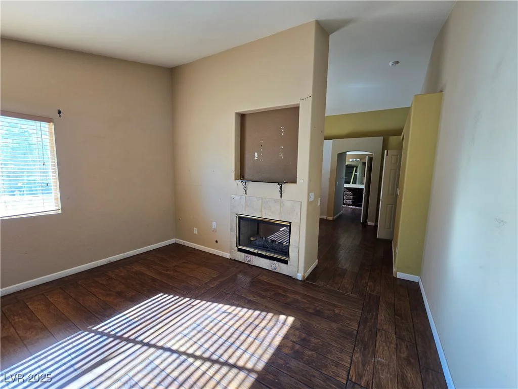 865 Gleamstar, Las Vegas, NV 89123