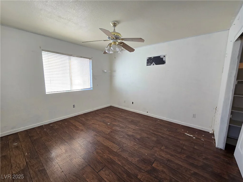 865 Gleamstar, Las Vegas, NV 89123