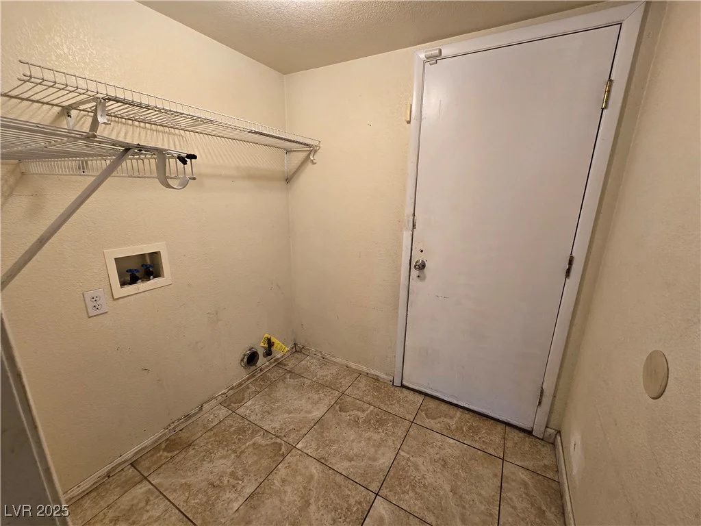 865 Gleamstar, Las Vegas, NV 89123