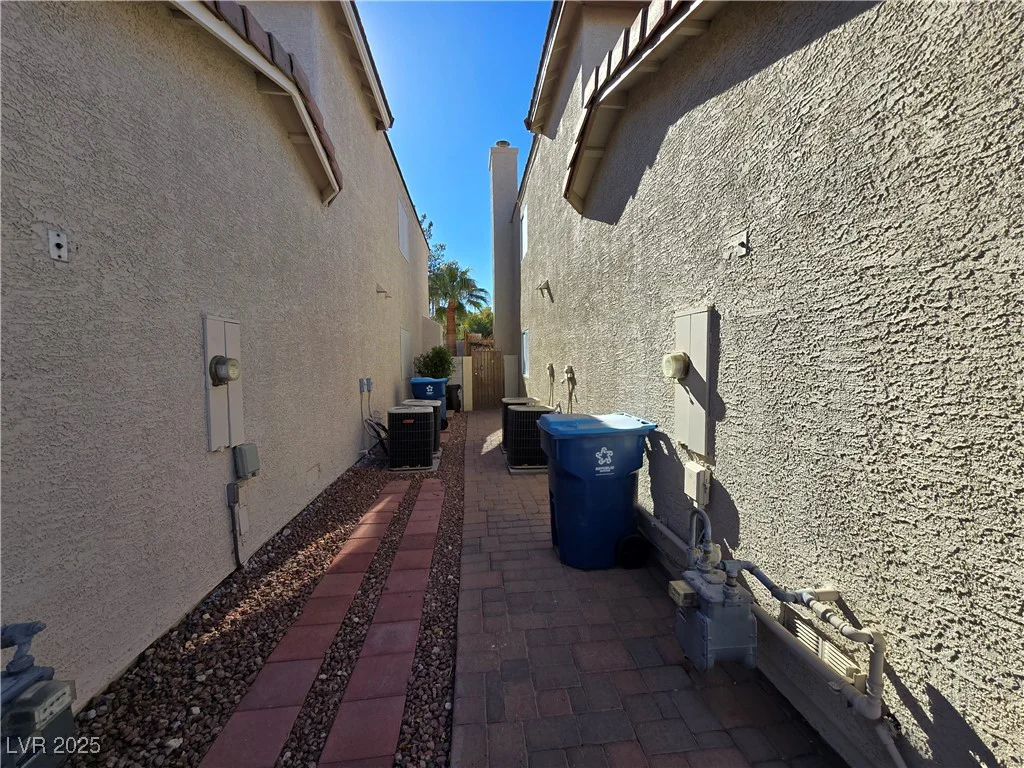 865 Gleamstar, Las Vegas, NV 89123