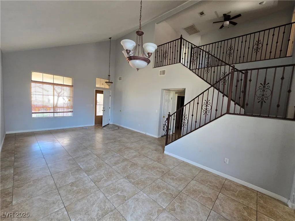 865 Gleamstar, Las Vegas, NV 89123