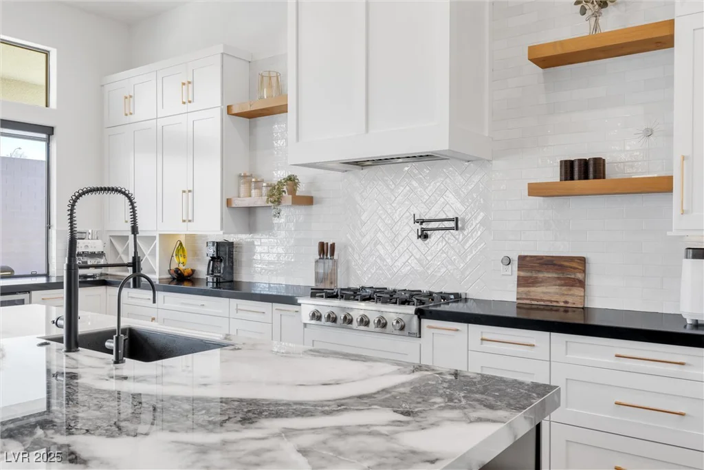311 Belfast, Henderson, NV 89015