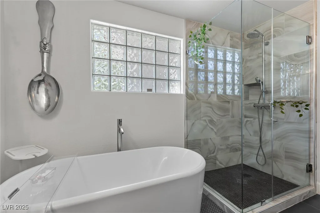 43 Innisbrook, Las Vegas, NV 89113