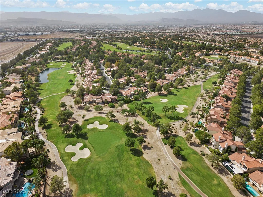 43 Innisbrook, Las Vegas, NV 89113