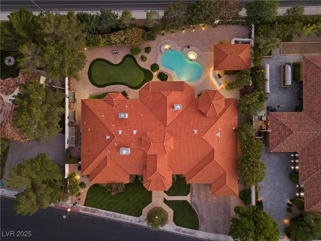43 Innisbrook, Las Vegas, NV 89113