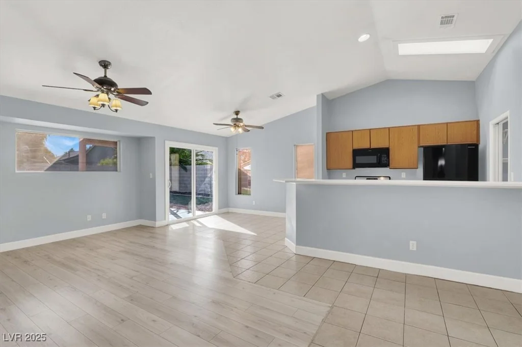 15 Warm Glen, North Las Vegas, NV 89031
