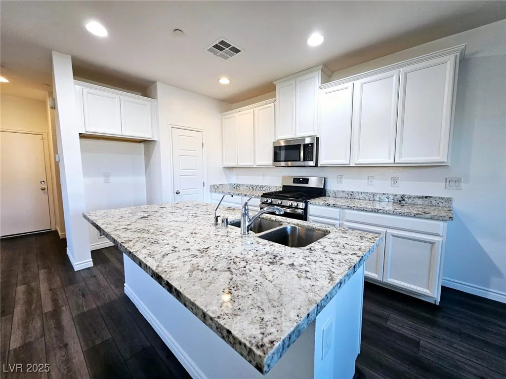 846 Star Estates, North Las Vegas, NV 89086