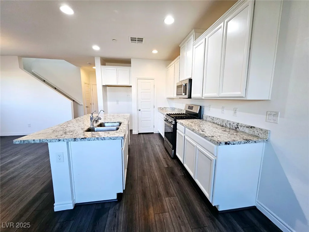 846 Star Estates, North Las Vegas, NV 89086