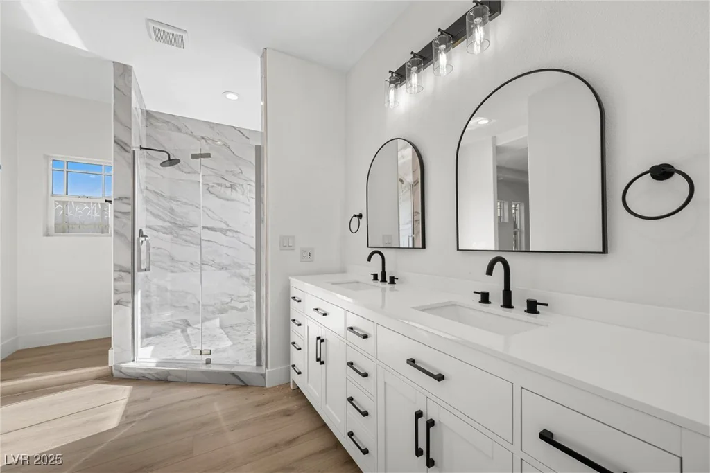 731 Parawan, Henderson, NV 89015