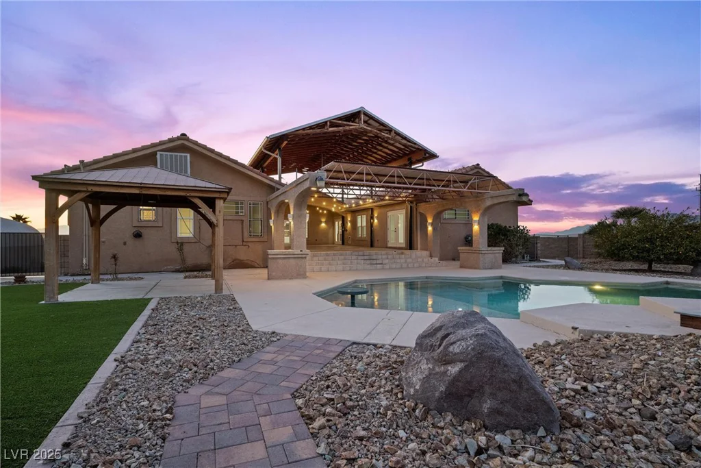 731 Parawan, Henderson, NV 89015