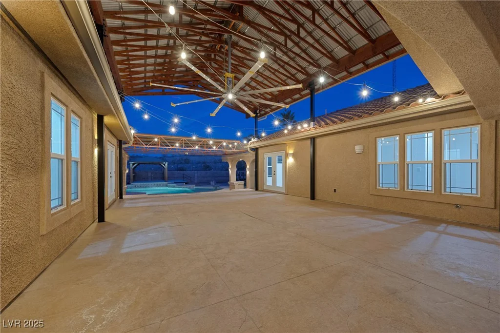 731 Parawan, Henderson, NV 89015