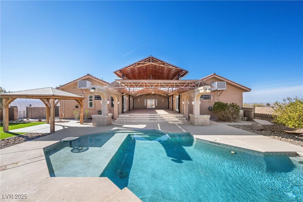 731 Parawan, Henderson, NV 89015