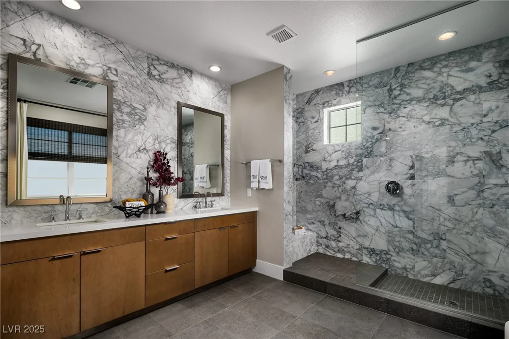 10130 Sequoia Glen, Las Vegas, NV 89166