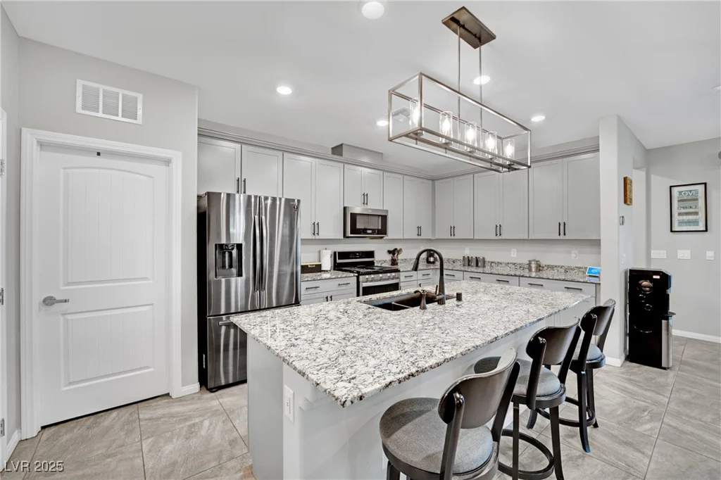 7553 Mojave Wind, Las Vegas, NV 89113