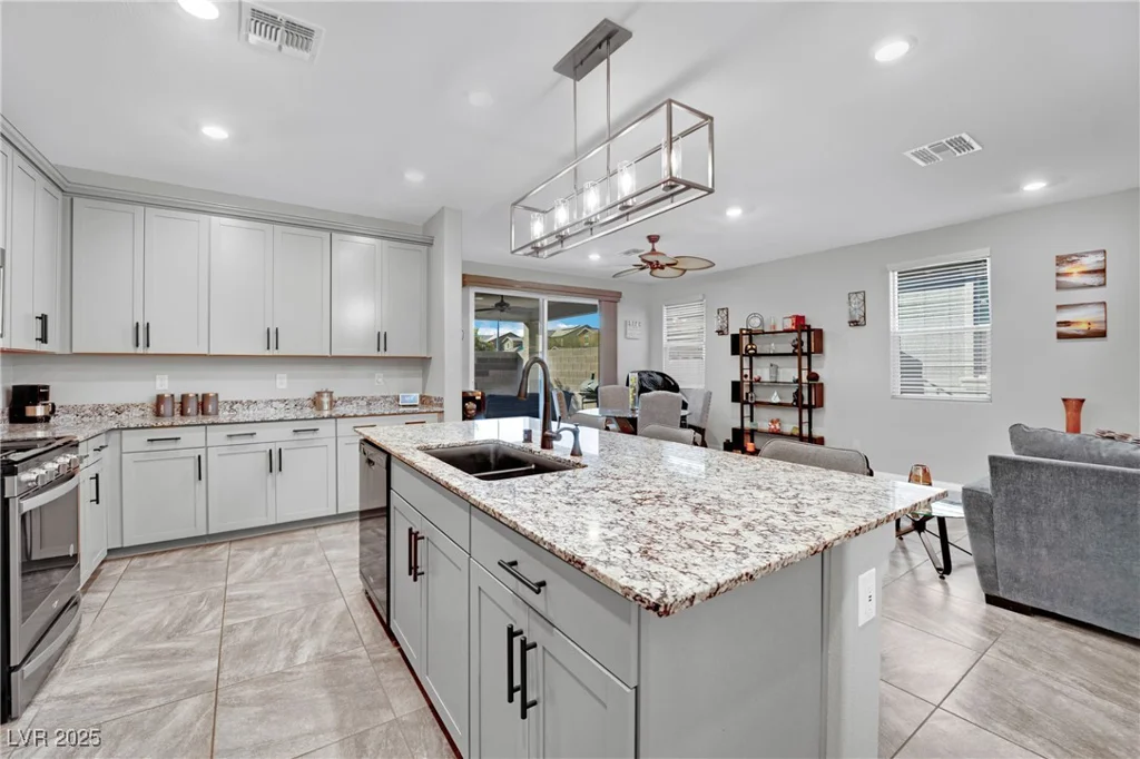7553 Mojave Wind, Las Vegas, NV 89113