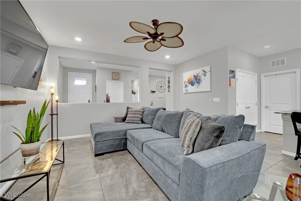 7553 Mojave Wind, Las Vegas, NV 89113