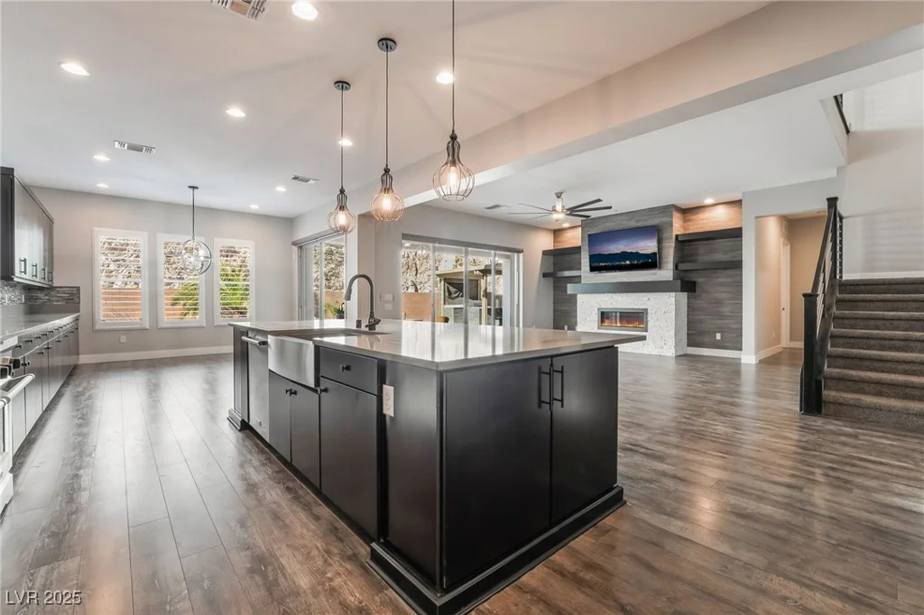 12617 New Providence, Las Vegas, NV 89141